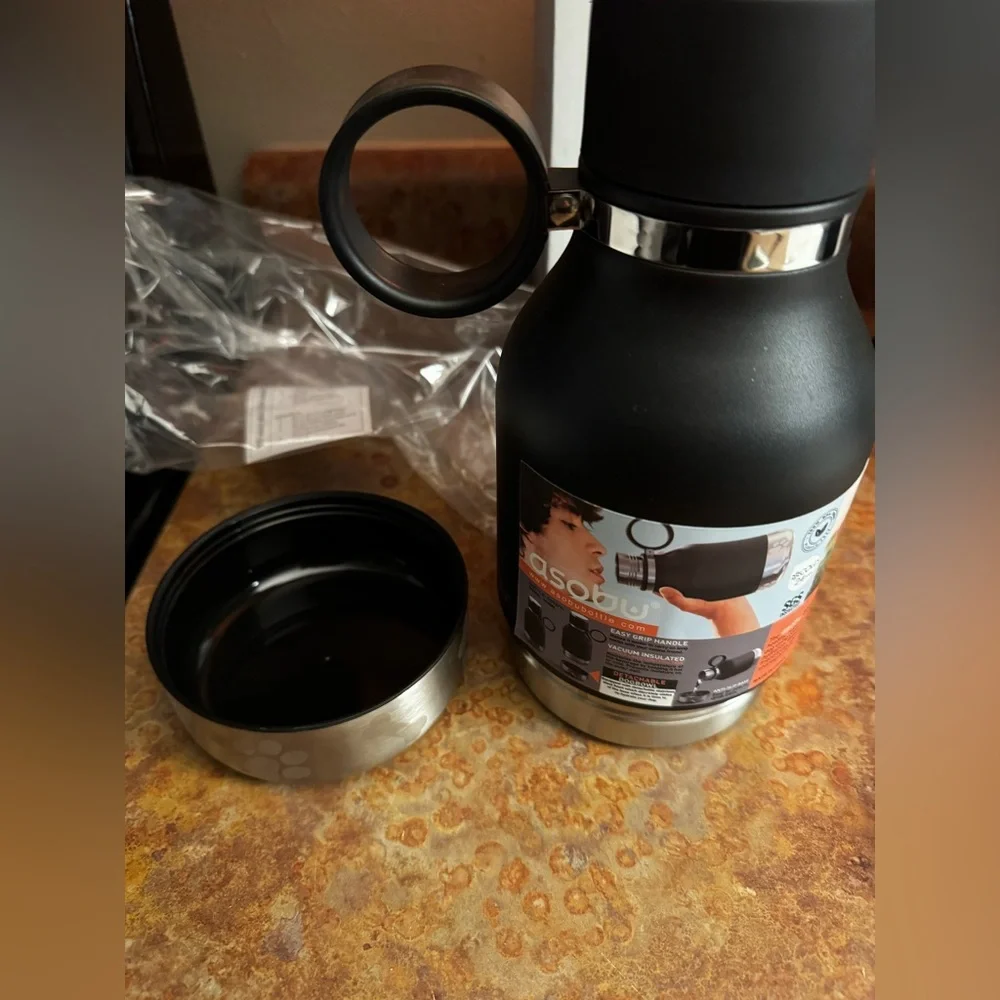 Asobu Dog Bowl Attached to Stainless Steel Insulated Travel Bottle 33 oz Black